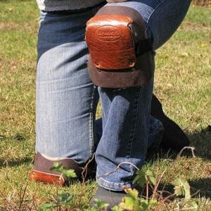 Leather knee pads