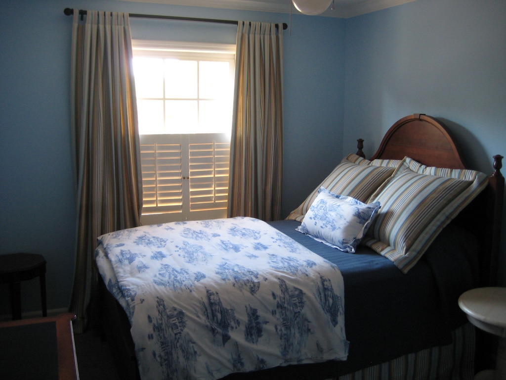 Double bed in room