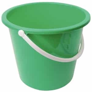 Norfolk woman adds bucket to bucket list
