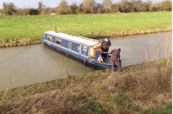 trade blocked on Beccles Canal