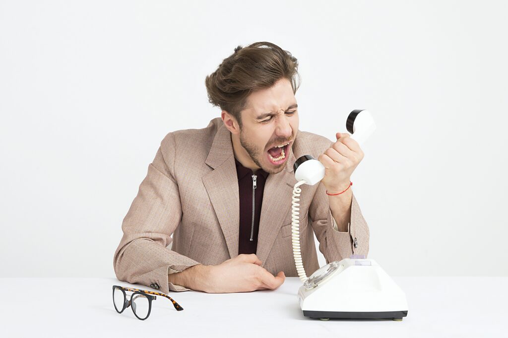 B2B Customer Calls: 5 Phrases You Should Never Say