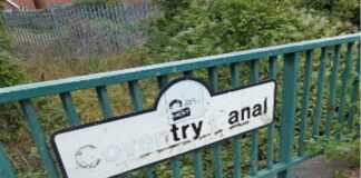 Doing anal up the Coventry canal is harder than you think