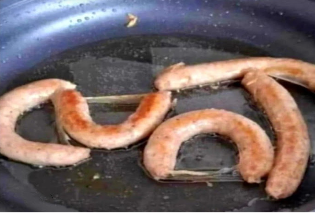 Westminster Café offers ‘Return of the Sausages’ Starmer free breakfast