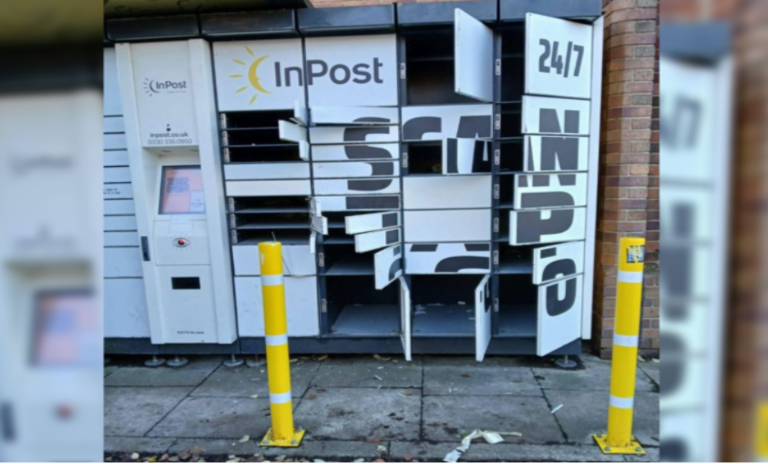 Crowbar Christmas: Thieves Ransack InPost Delivery Lockers, Steal Xmas Gifts