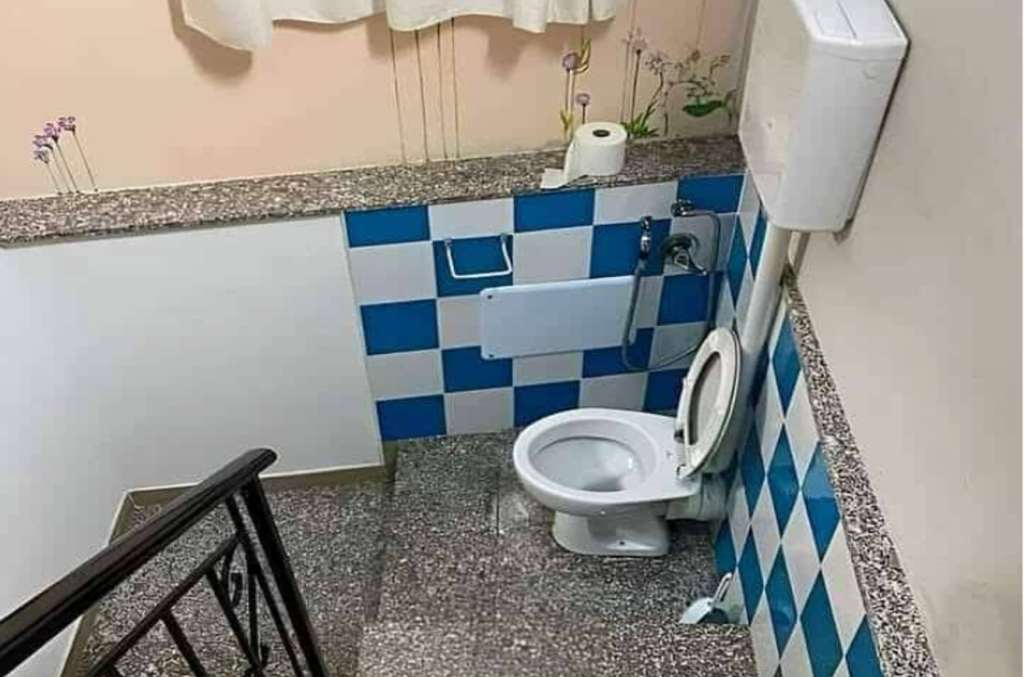 Halfway House Toilet Saves ‘Wetherspoons Punters’ Flushes Blushes